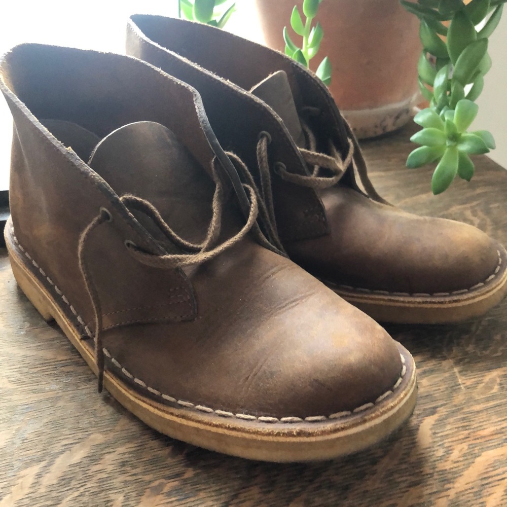 Clarks Classic Desert Boots 7